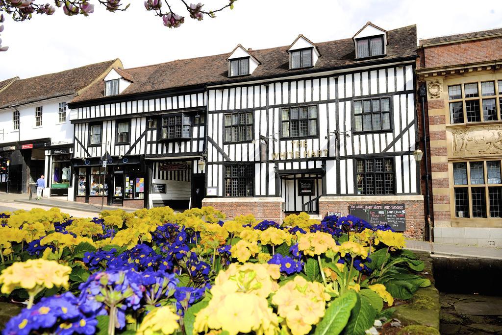 White Hart Inn 2*